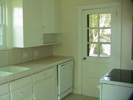 Home For Rent - Tallahassee Florida - Kitchen